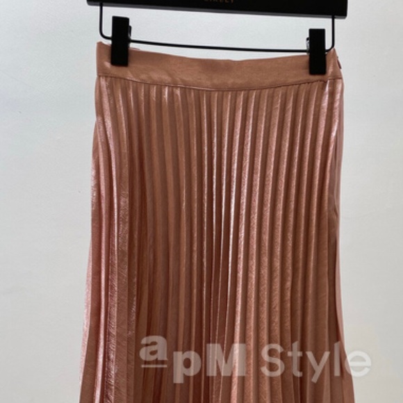 Pleated Rose Gold Midi Skirt - Picture 8 of 8